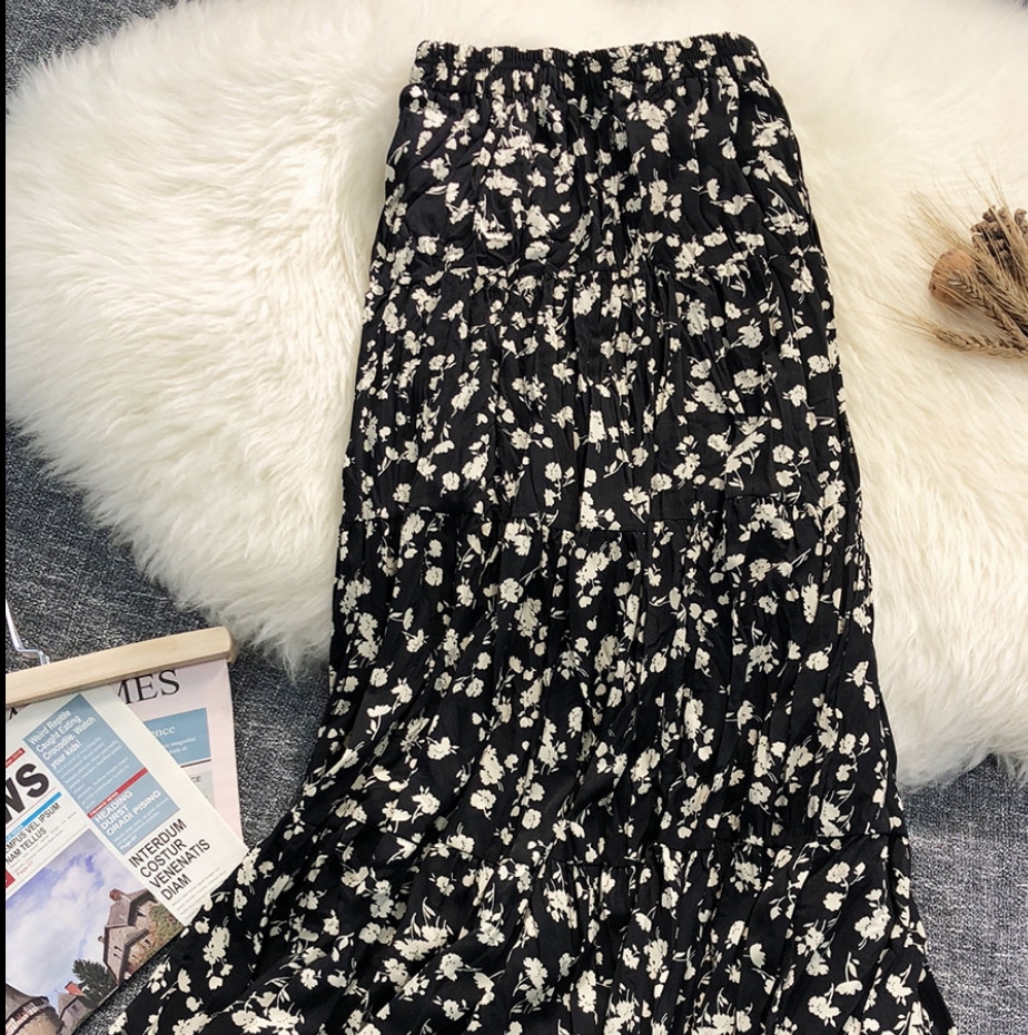 スカート デート フレアスカート ロング ロング丈 ハイウエスト かわいい 大人可愛い きれいめ シンプル カジュアル 大人 上品 おしゃれ お洒落 主役級 存在感 柄 春 夏 秋 冬 オールシーズン