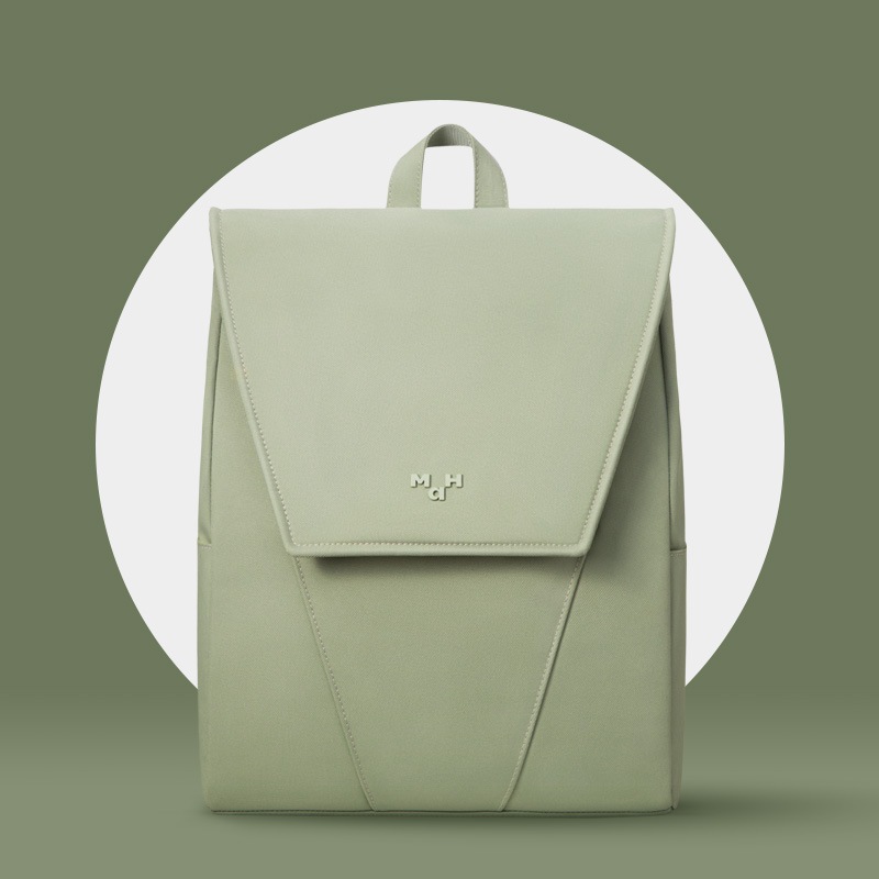 Young Cactus Green リュック 14インチPC収納可能 バックパック バッグ