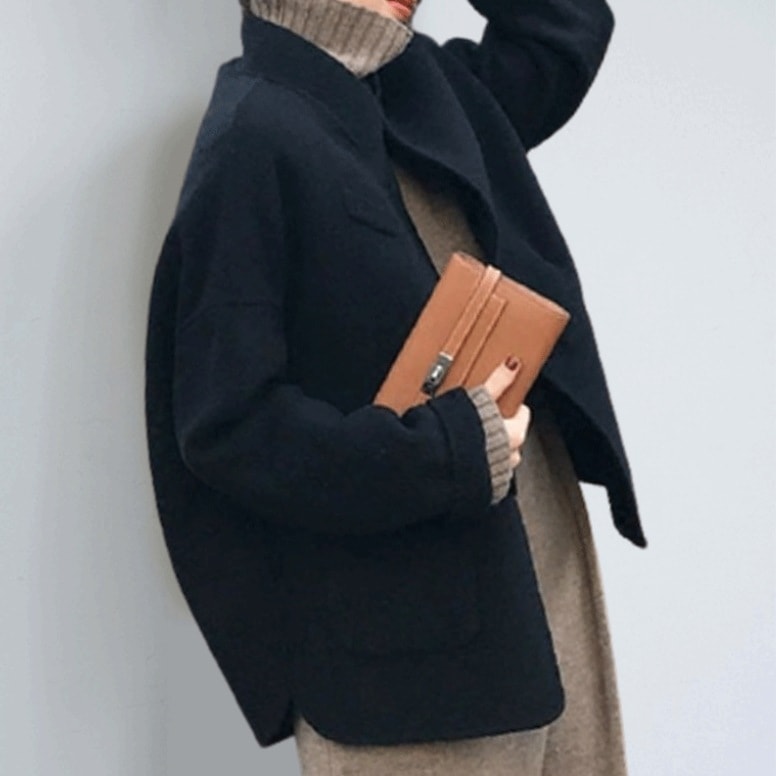 【No.1 人気商品】 ボタン付き 保温性いいシンプル無地ショート丈厚手コート