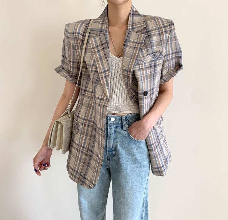テーラード レトロ風 アウター ジャケット レディース 春 かわいい きれいめ 個性的 暖かい シャツジャケット ロング 半袖 五分袖 Vネック レギュラーカラー タイト ストレート スマート ポケッ