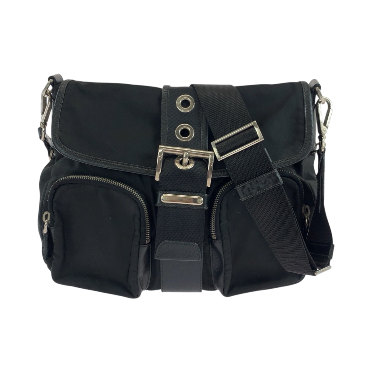 美品 テスート 三角ロゴプレート ブラック 黒 シルバー金具 ナイロン ショルダーバッグ ポシェット レディース 504051