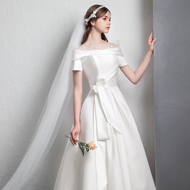 ウェディングドレス 結婚式 ロングドレス 二次会 花嫁 白ドレス ウエディングドレス 披露宴 パーティードレス 花嫁 オフショルダー 安い 編み上げ 着痩せ