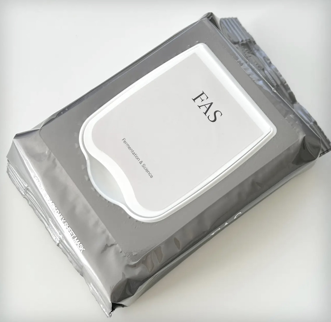 ザ ブラック デイリー シートマスク / 10枚 /発酵液で大人のハリツヤ肌へ