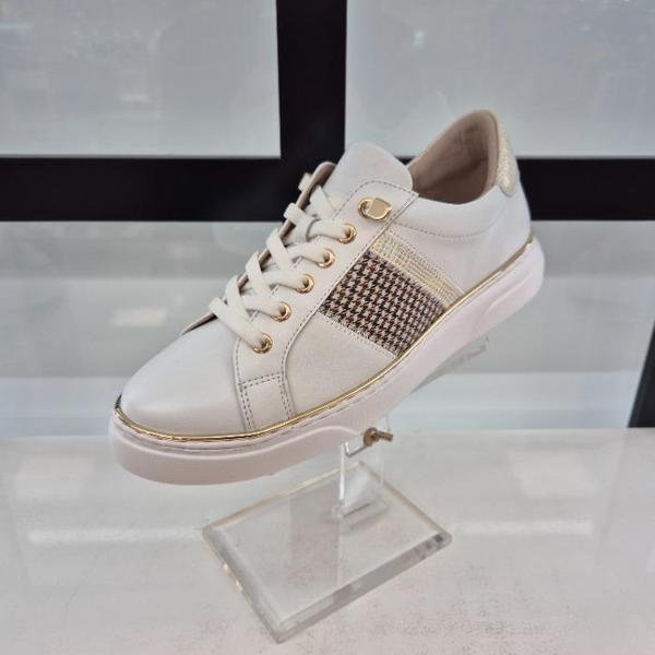 HC11 牛革婦人靴 V3V0U4T1310 (45265626)