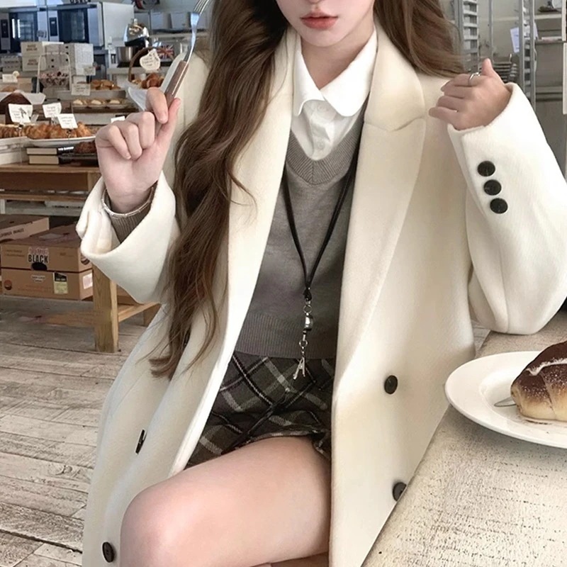 fw帰校芸受験生英倫学院風気質毛ね黒ボタン白ロングコート
