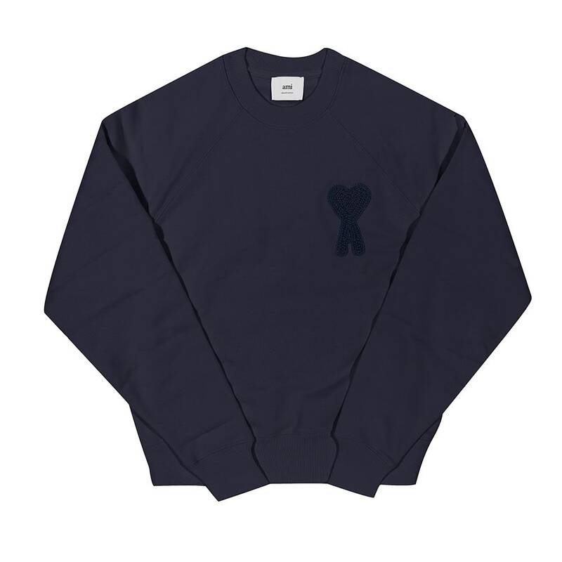Ami USW055 747 4011 トーン・オン・トーンのクロシェハートロゴ ユニセックスTシャツ