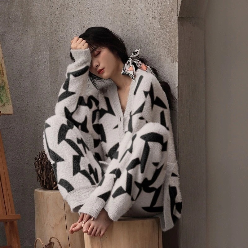 サンゴベルベットパジャマ女性カーディガン新型厚いサンゴベルベットウェア部屋着2セット