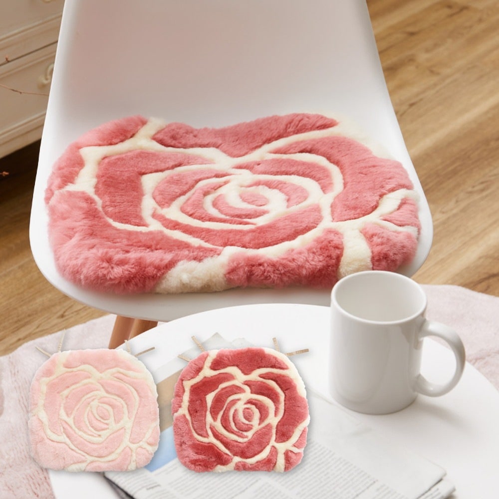 ムートンクッション 薔薇 ウレタン入りふっくら 固定ひも 立体加工 4,939円