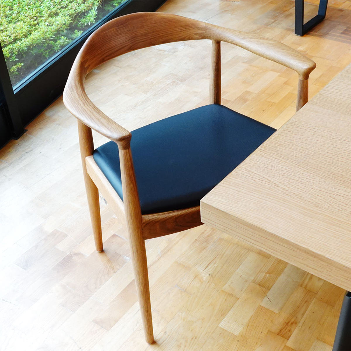 ダイニングチェア 肘付 座面高47cm 本革 オーク ザ・チェア リプロダクト デザイナーズチェア チェア 椅子 食卓 リビング 背もたれ 天然木 ナチュラル 北欧 無垢材 曲木 肘付き