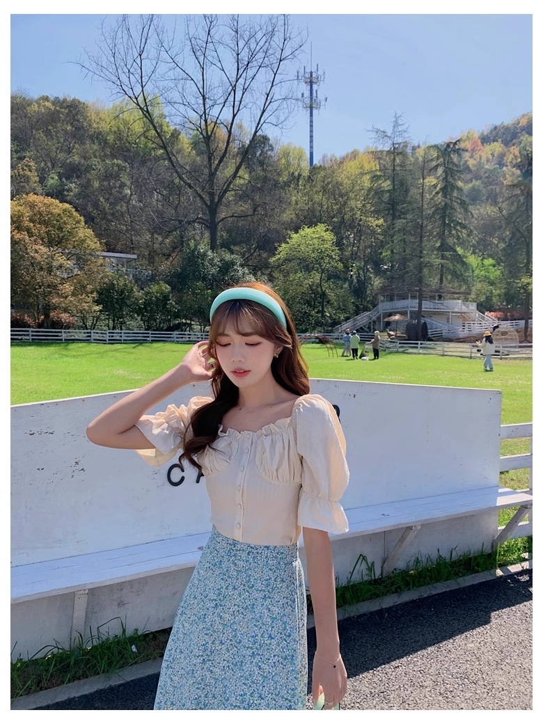 夏 女性 韓国 スタイル シック 無地 レース シングル ブレスト ボタン パフスリーブ ショート トップ トップス シャツ ブラウス 白トップス 袖あり 5分袖 五分袖 ボリューム袖 スクエアネック