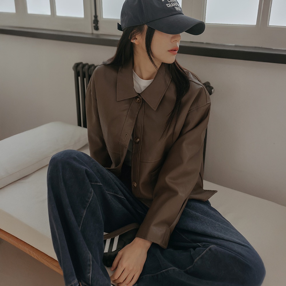 マゼンタカラーサイドスリットレザージャケット