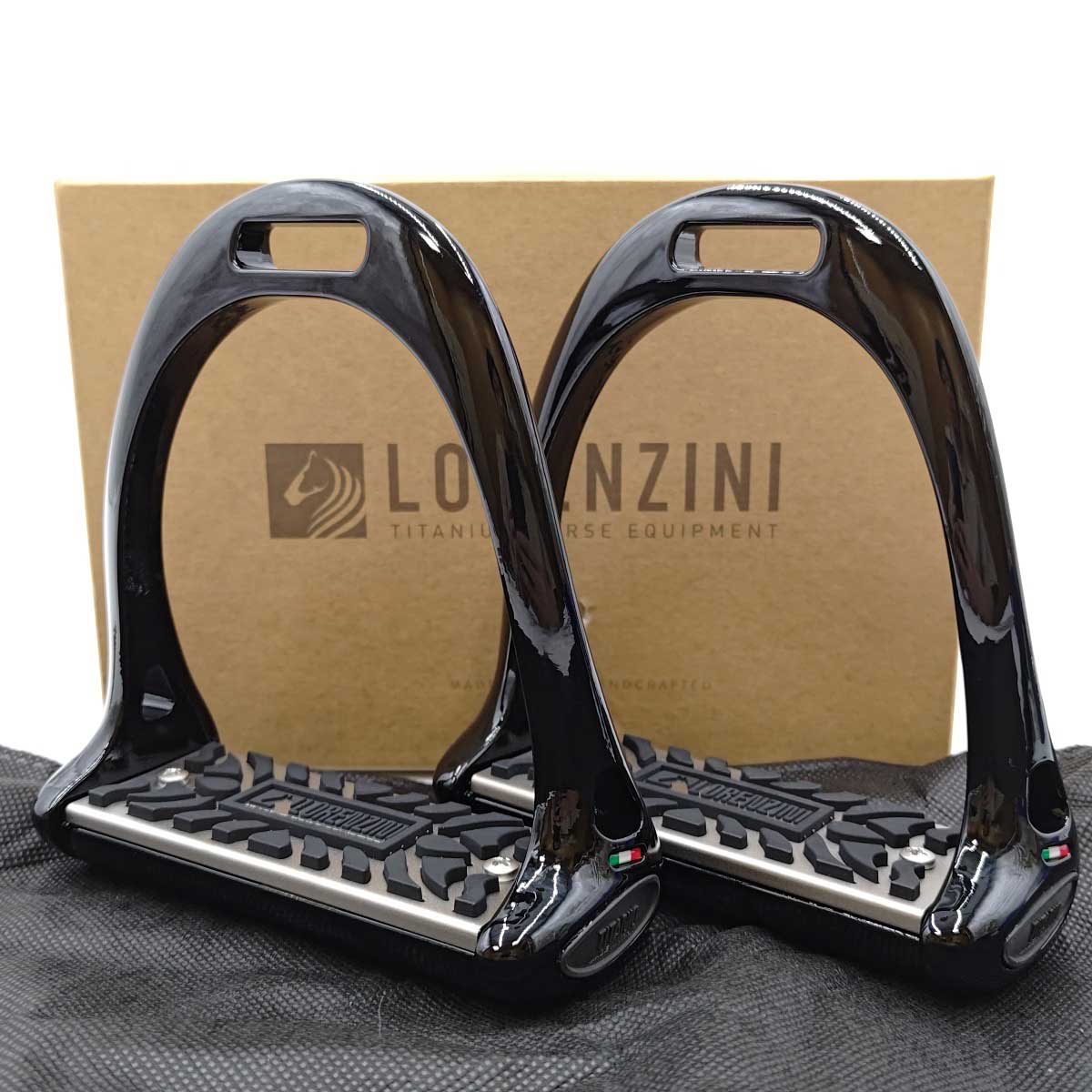 【中古・未使用品】LORENZINI ロレンツィーニ JUMPING STIRRUPS 障碍用鐙 チタニウム ジャンピング ラバータイプ ブラック 乗馬 馬術