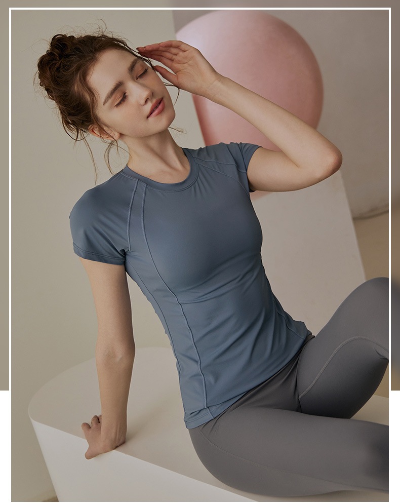 ヨガウェア トップス レディース サマースポーツ Tシャツ スキニー ランニング 速乾性 フィットネス 半袖 トップス Tシャツ ミディアム丈 半袖 ラウンドネック タイト シンプル カジュアル ラフ