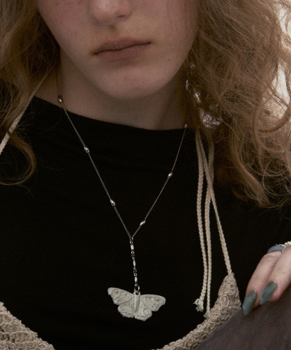 NFF butterfly necklace white バタフライネックレス ホワイト 韓国アクセサリー 正規品 ネックレス