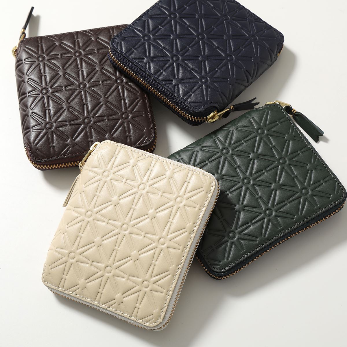 COMME des GARCONS コムデギャルソン 二つ折り財布 SA210EA EMBOSSED エンボス メンズ レザー ラウンドファスナー 小銭入れあり カラー4色