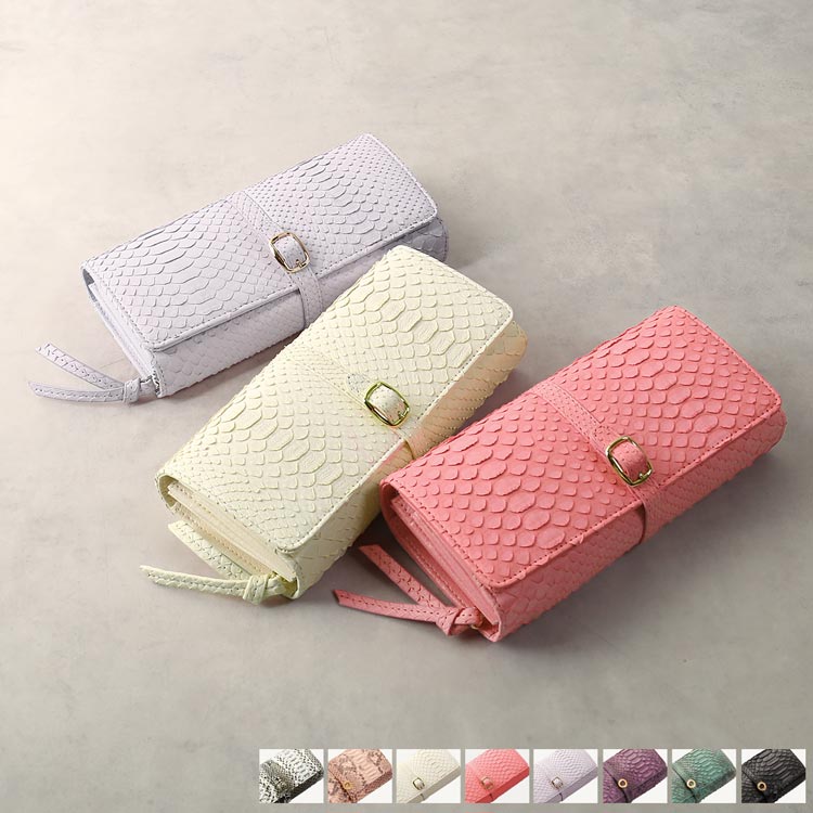 パイソンレザー長財布ベルトデザイン