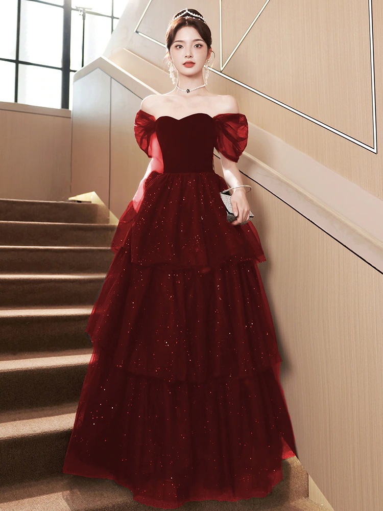 ワンショルダードレス2025年新作フランス花嫁結婚式婚約ドレス女性レッドライトウェディングドレス