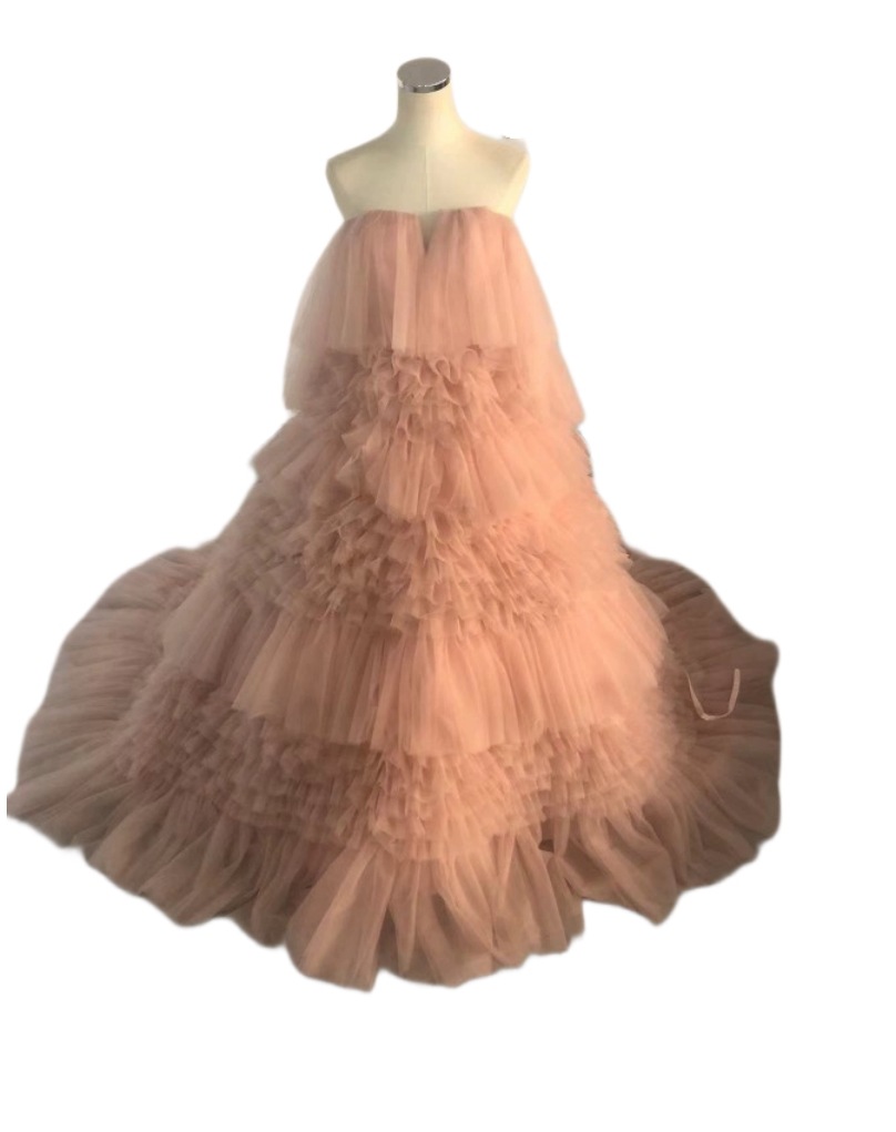 人気上昇！パーティードレス ピンク ベアトップ 柔らかく重ねたチュールスカート 憧れのドレス 前撮り 45,422円