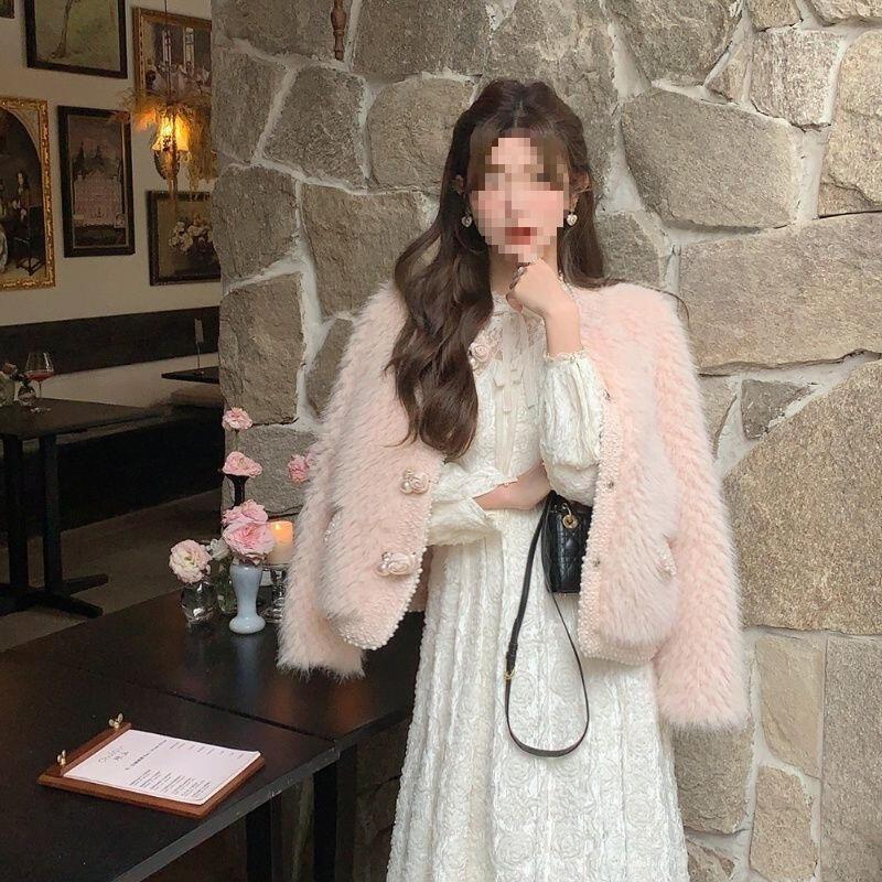 ピンクのロールプレイングコート冬のパッチワーク毛皮の厚い暖かいふわふわの冬のドレスショートジャケット