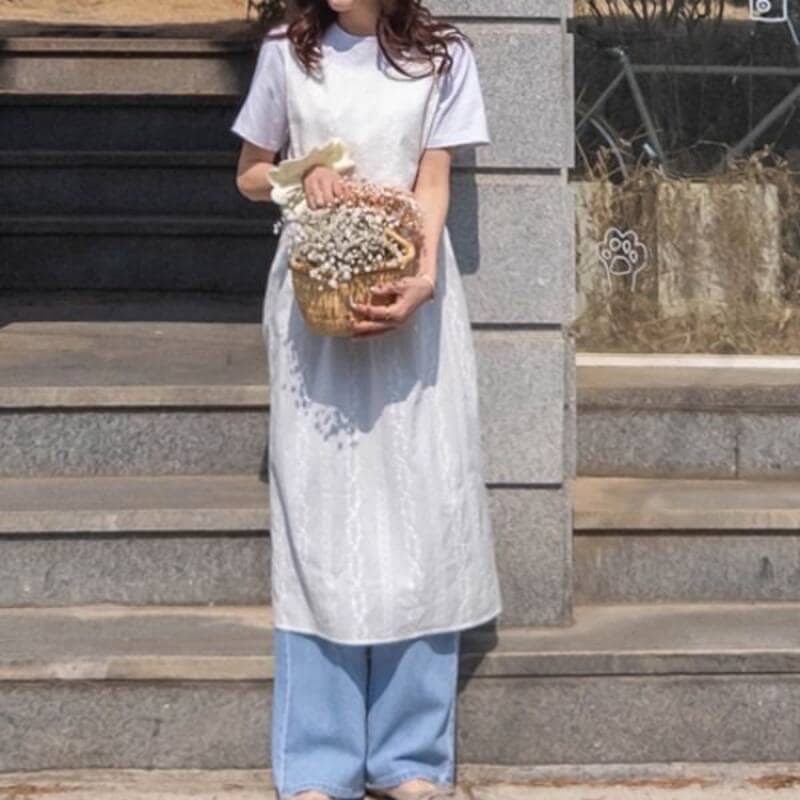 [再販] ふんわりとしたプリンスレースの花柄レイヤード・ビスチェワンピース