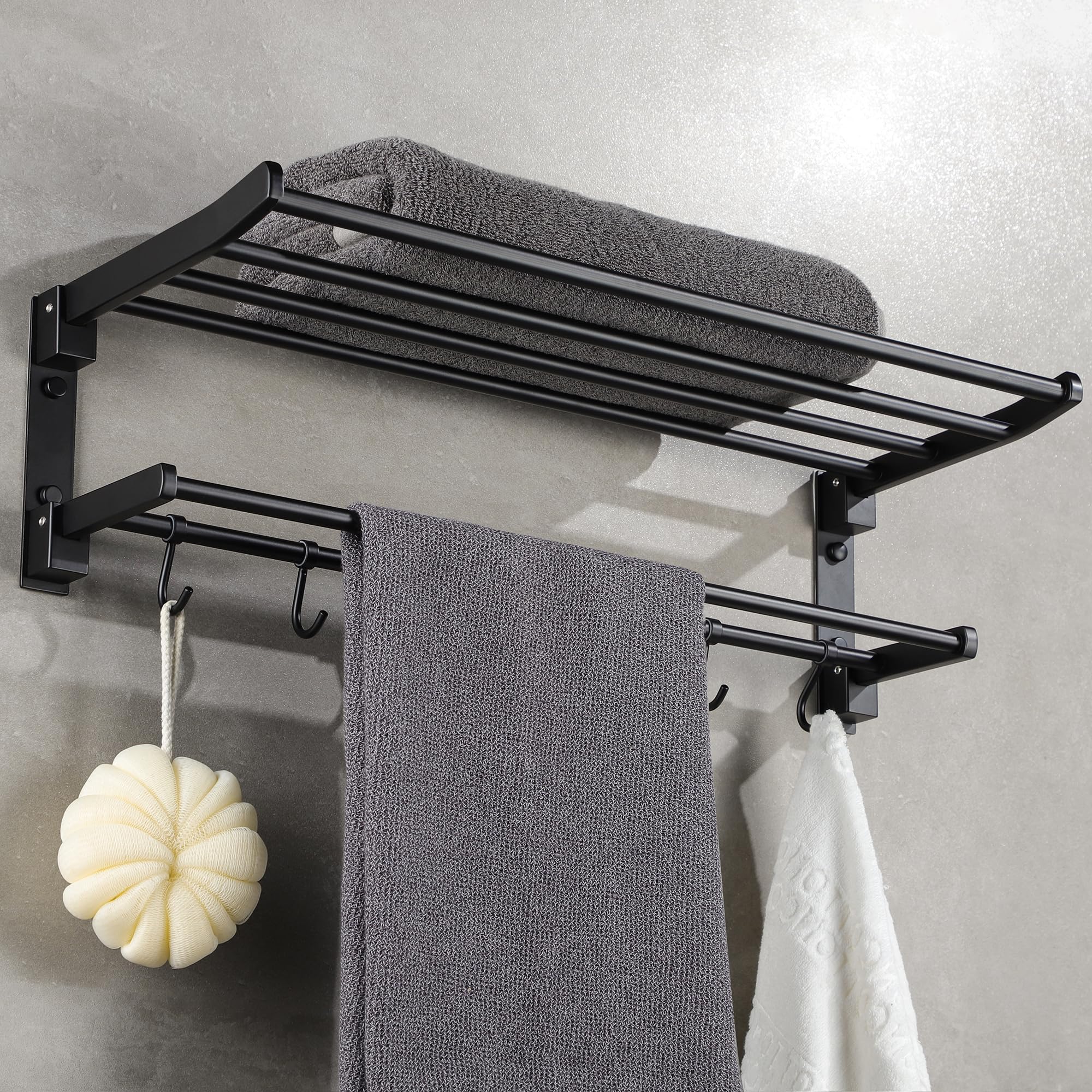 Taozun 24インチ マットブラック バスルーム用タオルラック ステンレススチール 壁取り付けタオルバー 棚とフック付き 折りたたみ式ホテルバスタオルホルダー 省スペース