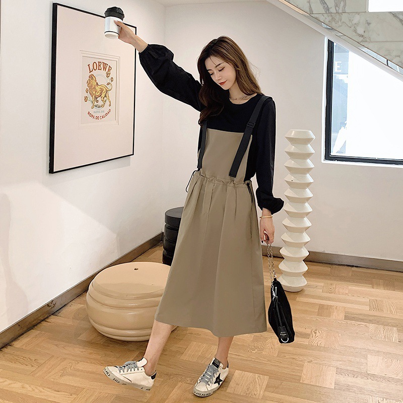 外国風ファッションのツーピースドレスワークスタイルのストラップスカート女性の長いセクションの新しい夏のセクションの実際の撮影