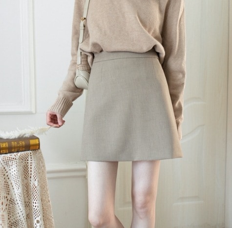 スカート モテアイテム ミニスカート ミニ ミニ丈 膝上 スリム Aライン ハイウエスト 薄手 かわいい 可愛い きれいめ シンプル カジュアル 上品 おしゃれ お洒落 レトロ 女子 ラブリー