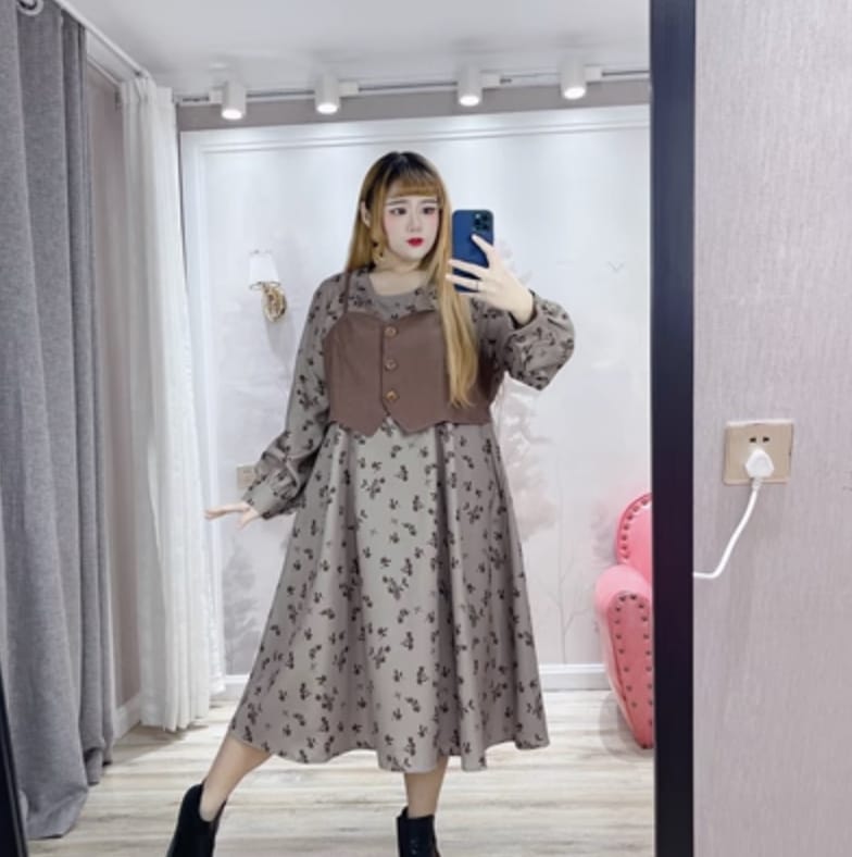 ワンピース デート フレアワンピース 袖あり 長袖 かわいい 大人可愛い きれいめ シンプル カジュアル 大人 上品 おしゃれ お洒落 主役級 存在感 春 秋 10代 20代 30代 レディース