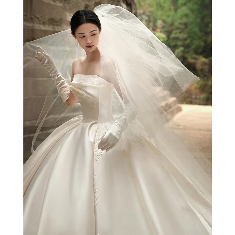 ブサテンライトウエディングドレス花嫁2024メインガーゼ妊婦さんのお出かけ用床丈シン大きめテール