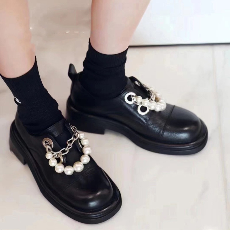 厚底ローファー シューズ 靴 レディースシューズ ローファー 5cmヒール 厚底 ラウンドトゥ パール PU かわいい 大人可愛い きれいめ シンプル カジュアル 大人 おしゃれ お洒落 キュート