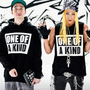 BIGBANG G-DRAGON ONE OF A KIND OOAK Tシャツ Amazon | BIGBANG G-DRAGON ONE OF A KIND 半袖T-シャツ 白 黒 3