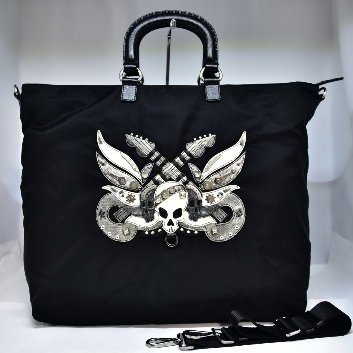 極美品 鑑定済 希少 スカル×スタッズ 2way ショルダー ハンド・バッグ 斜め掛け 三角ロゴ ブラック メンズ