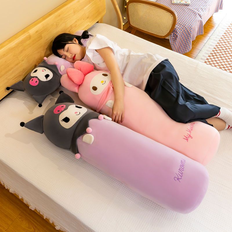 【10個セット】枕サンリオ【3日出荷】枕かわいいクロミの長いバーが枕を抱いて寝ています