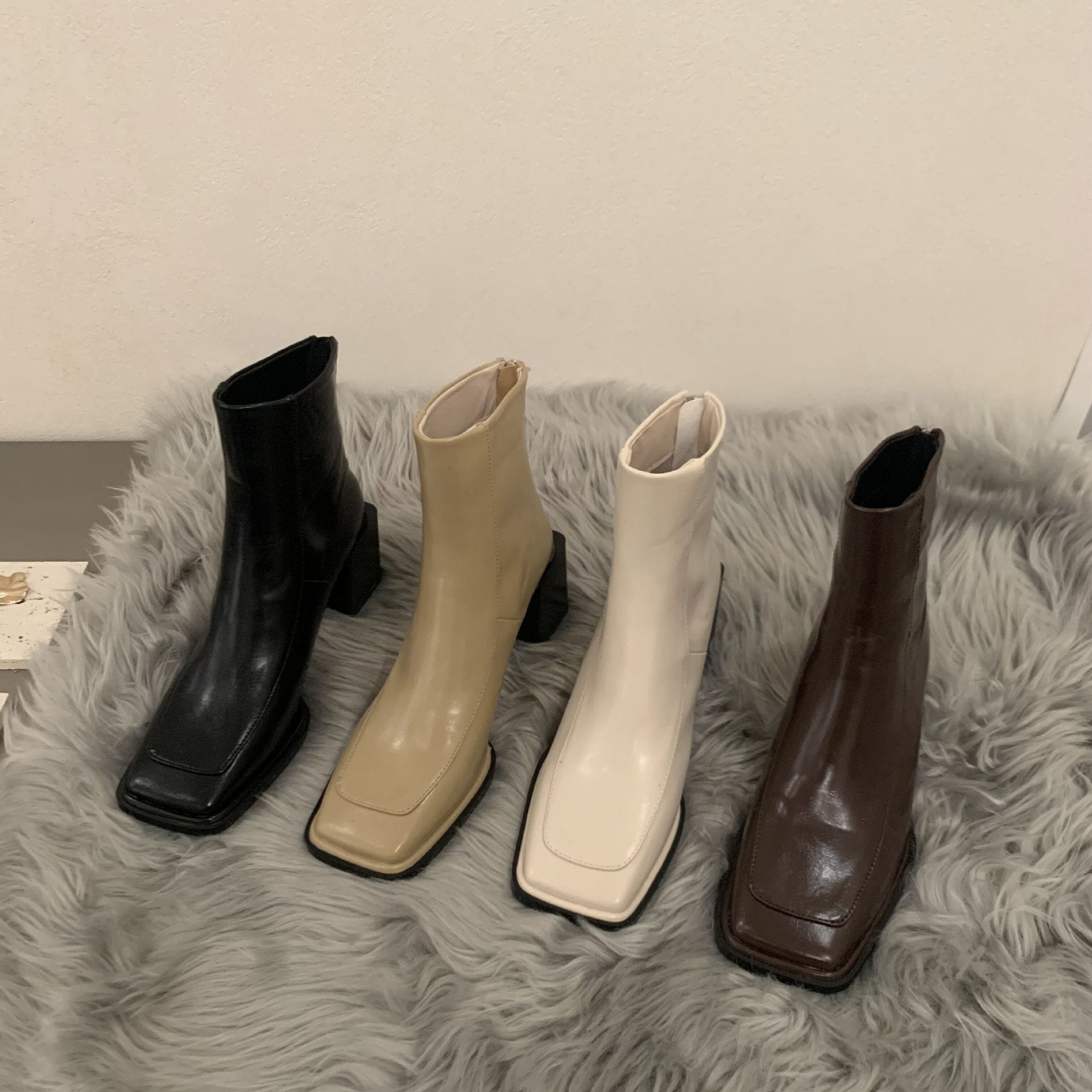 【即納】ミドルヒール スクエア靴 ブーツ ミドルカットョート 美脚 ショット丈ブーツ ーシューズ ブーツ 新作 ショートブーツ