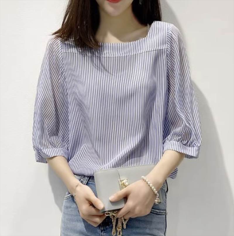 トップス シャツ ブラウス ミディアム丈 ミドル丈 袖あり 5分袖 M L XL 2XL ボリューム袖 パフスリーブ スクエアネック ストレート プルオーバー ポリエステル かわいい きれいめ シンプ