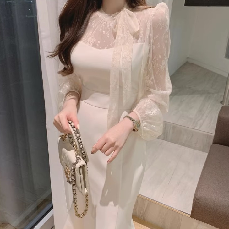 ワンピース ワンピドレス ひざ丈 膝上 袖あり 長袖 パフスリーブ ハイネック 襟なし マーメイド 刺繍 シフォン リボン バックリボン ハイウエスト 透け感 かわいい 大人可愛い きれいめ 大人