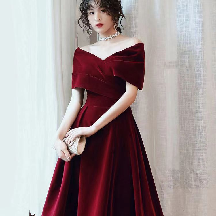 2024 ウェア花嫁結婚式婚約バーガンディワンショルダーベルベットお腹カバースリムイブニングドレス小人向け 5,006円
