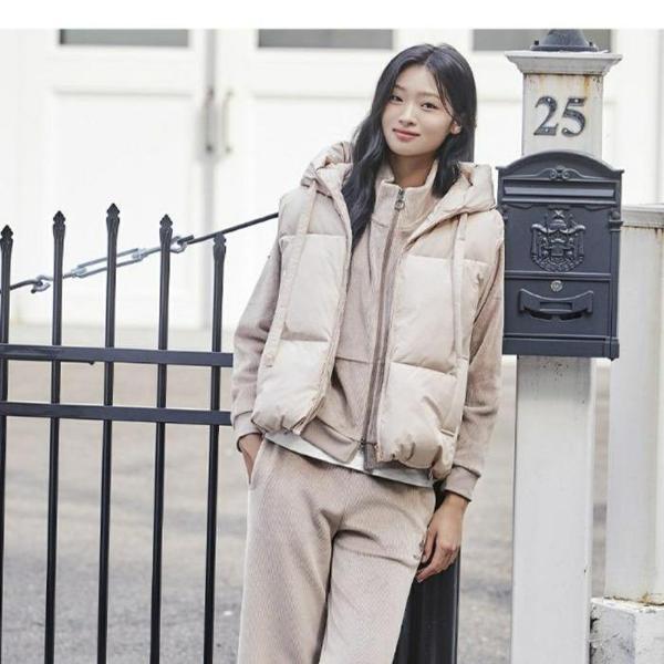 HC09 女性ベロア リブ ハイネック ジップアップ ベルベット生地 光沢のある 美しいデザイン 洗練された (S41236563)