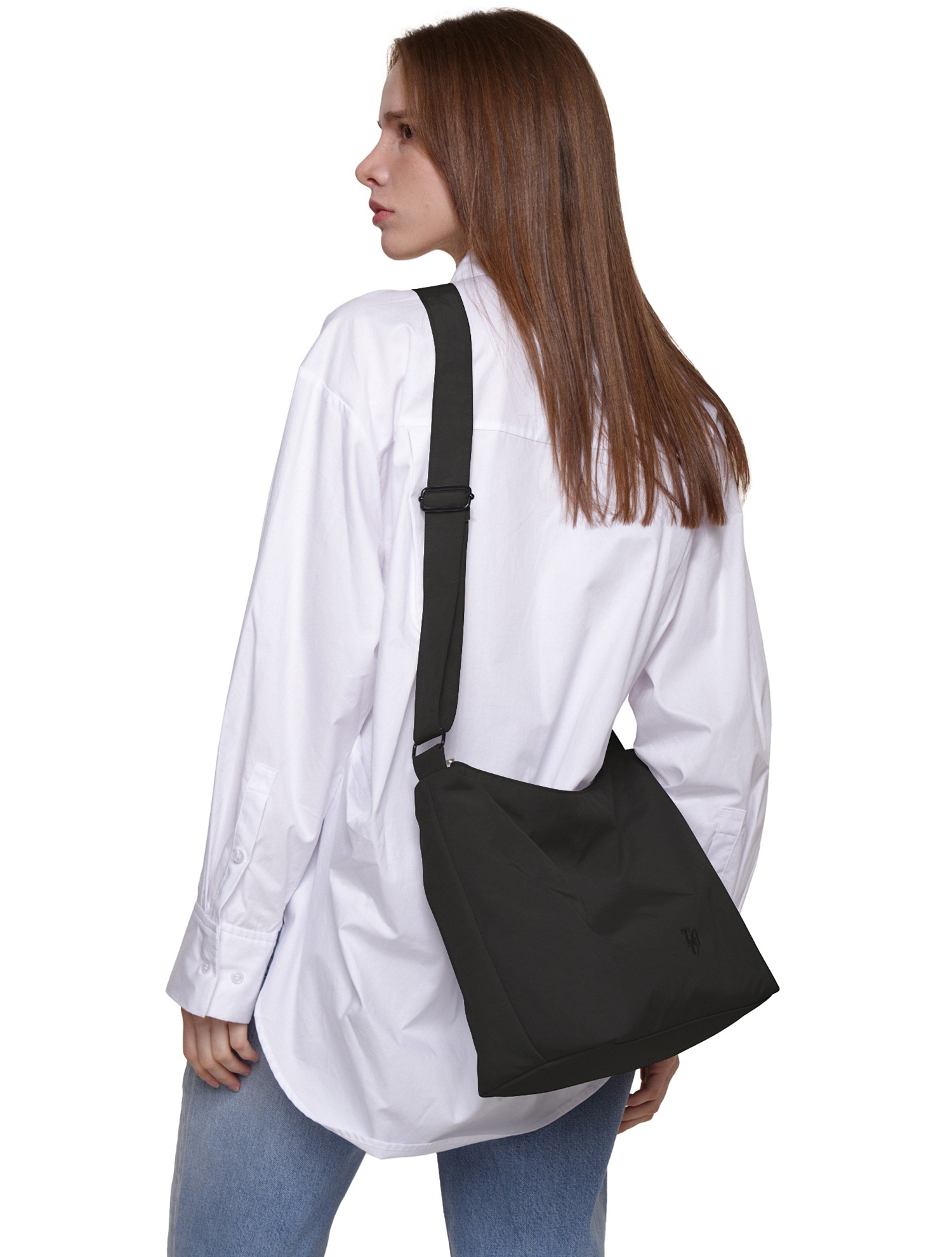 MATI MESSENGER BAG BLACK