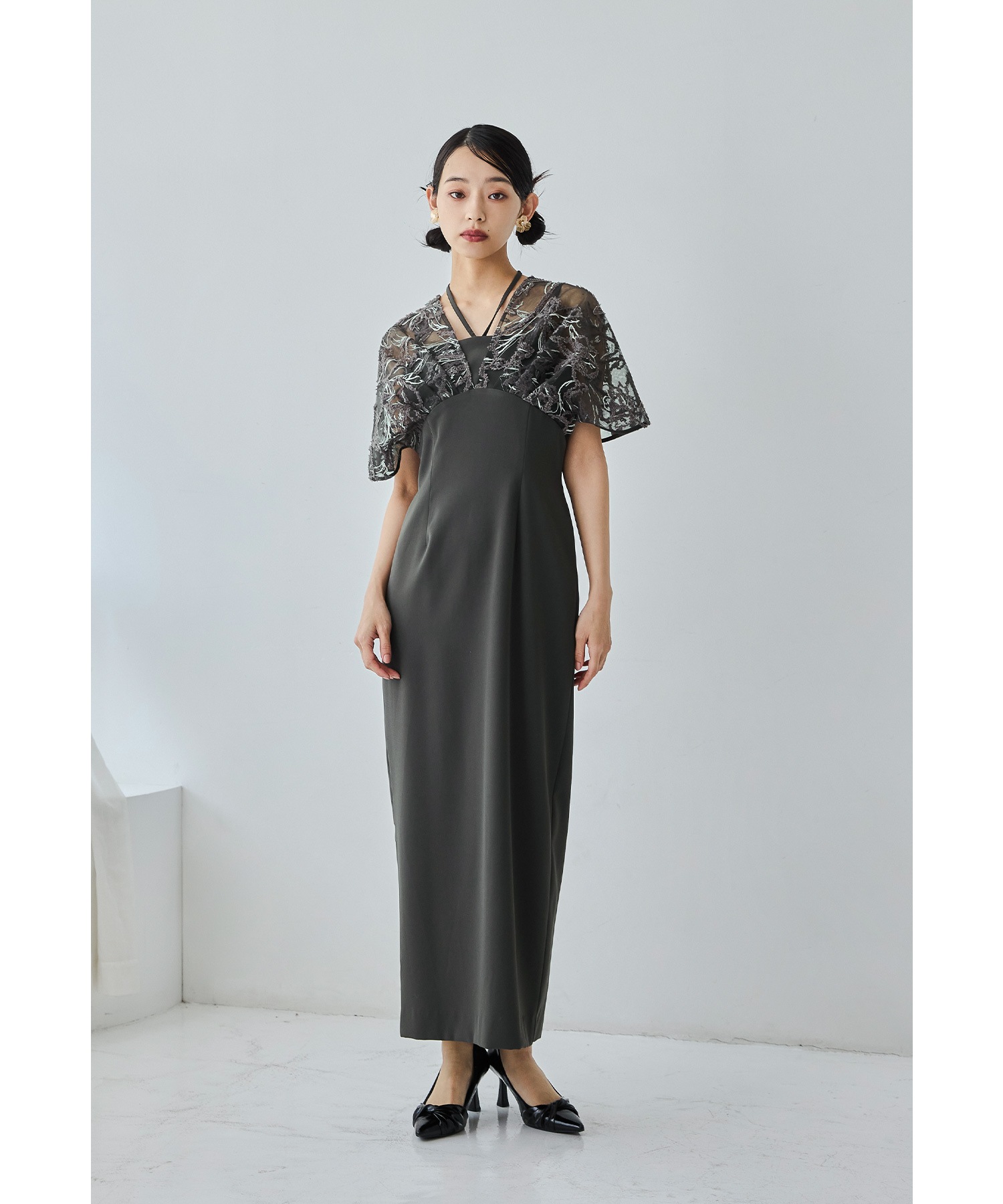 フェザーフラワーレイヤードドレス パーティードレス 結婚式 刺繍 レース 花柄 ラメ Iライン タイト リボン 切り替え 無地 お呼ばれ パーティー 二次会 披露宴 謝恩会 成人式 同窓会 卒業式