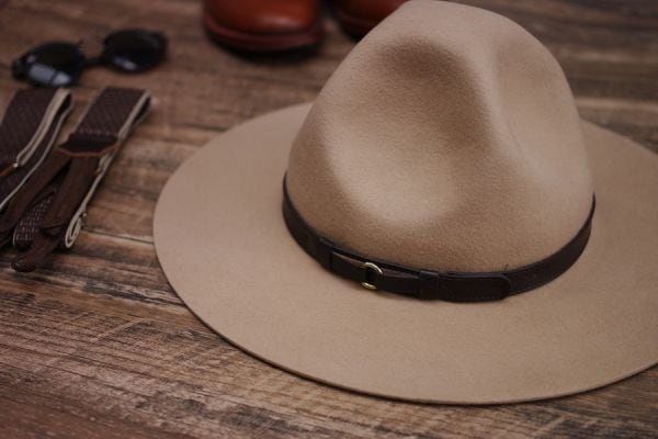 キャンプカナダ騎馬警察ジャズハットアウトドアマウンテントップハット