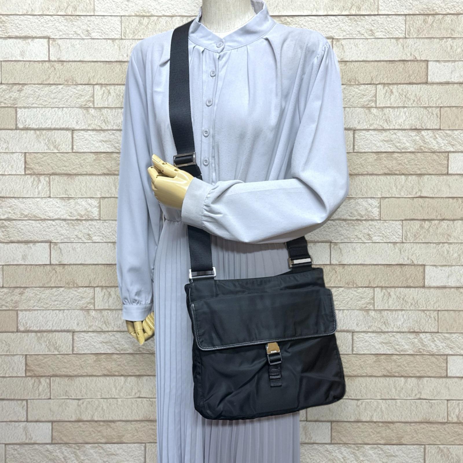プラダ ショルダーバッグ ナイロン VA0269 ブラック PRADA 中古