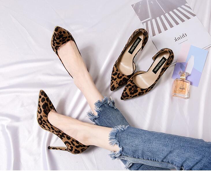 パンプス サンダルポインテッドトゥ ヒョウ柄 美脚 大きいサイズ サンダル ピンヒール シュールハイヒールピンヒールパーティー ストラップ ハイヒールパンプス 女装