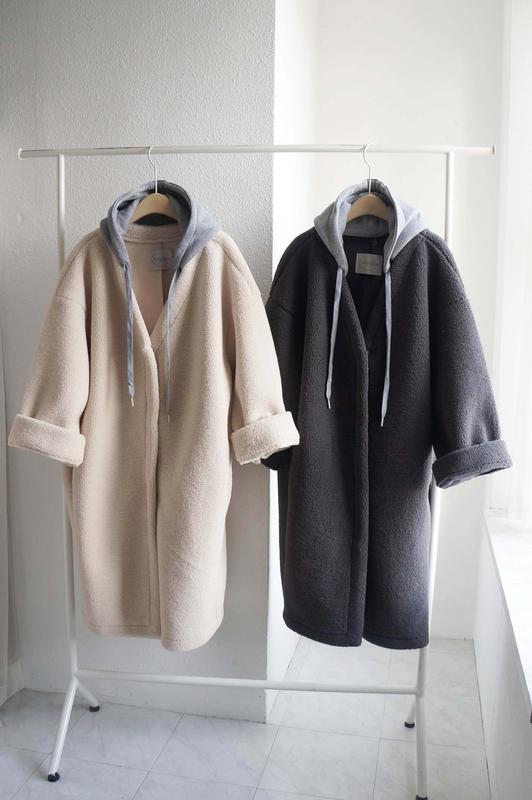 ププルロンフードジャンパー