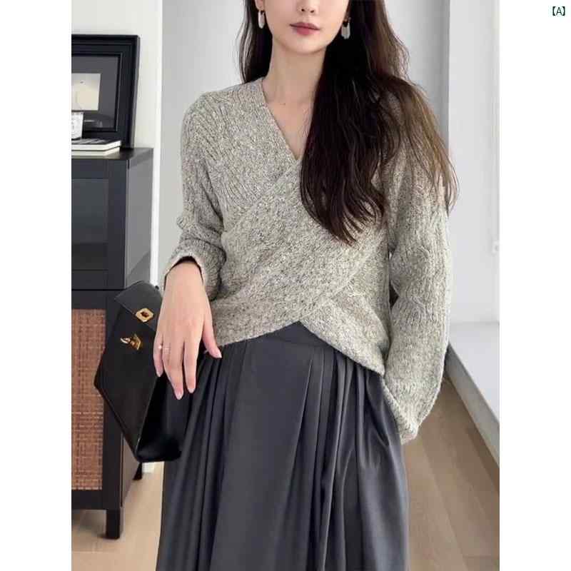レディース ファッション　オシャレ　綺麗　大歳　上品 韓国 スタイリッシュ Vネック セーター 秋 スリム エレガント 西洋風