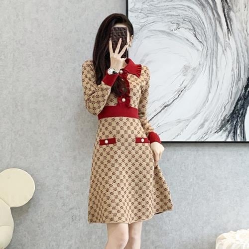 【急速出荷 2025年新作】ワンピース ニットワンピース フレアワンピース 韓国 花柄 ポロネック 春 秋 冬 長袖 ショート丈 ひざ上丈 フレア おしゃれ 可愛い ニット レトロ 個性的 フリル パ