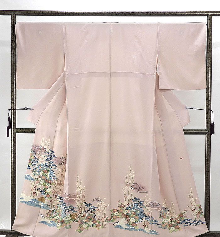 色留袖 正絹 加賀友禅 寺西一紘作 雪輪梅菊松模様 身丈155.5cm 裄丈68cm 丸に三ツ柏 一つ紋 リサイクル 着物 f4018