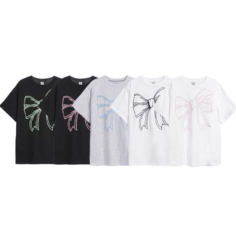 [STAYC シウン 着用] BIG RIBBON LINE T SHIRT 韓国 アイドル 半袖 Tシャツ レディース メンズ 春 夏 大きいサイズ ゆったり