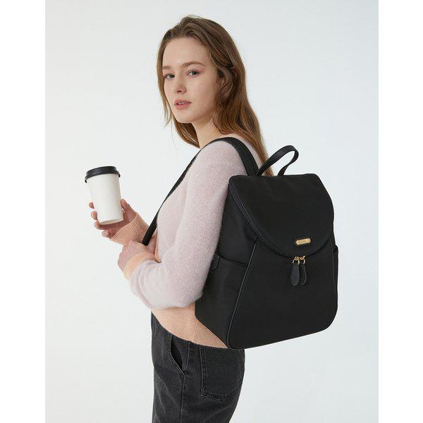 [24FW] [定番商品] ブラックロゴ装飾レザーバックパック WCBA4F693BK
