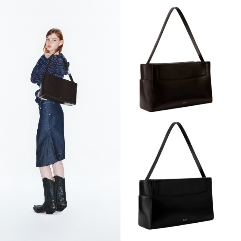 SAINT BAG ショルダーバッグ (2カラー)